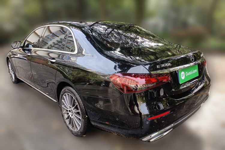 Used Mercedes-Benz E-Class 2023 Facelift E 260 L Exterior 3