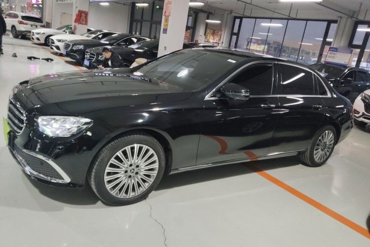 Used Mercedes-Benz E-Class 2023 E 300 L Luxury Model Exterior 3