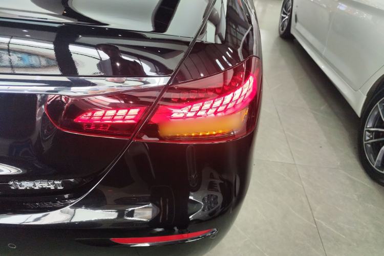 Used Mercedes-Benz E-Class 2023 E 300 L Luxury Model Exterior 3