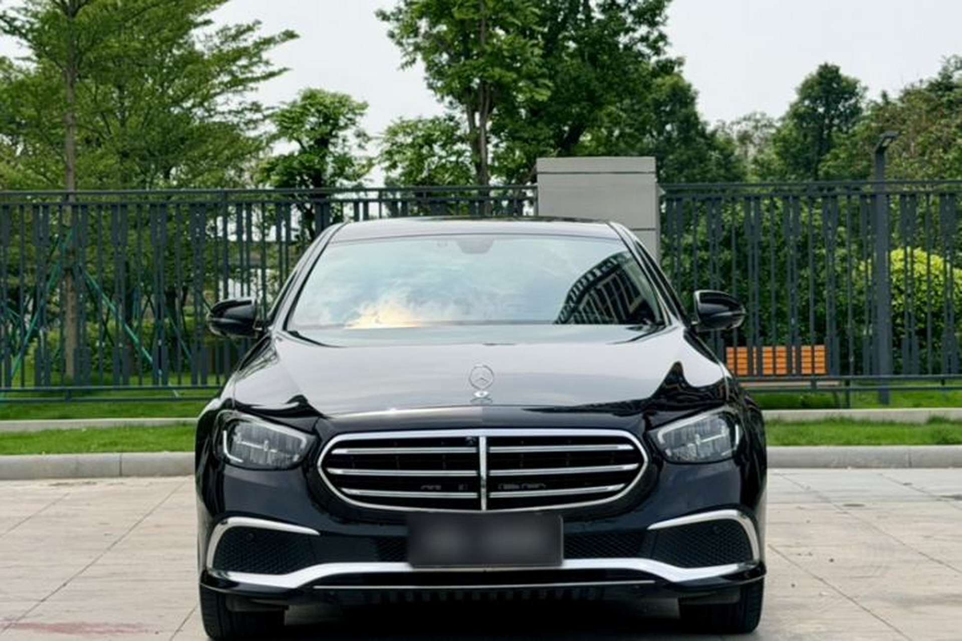 Used Mercedes-Benz E-Class 2023 Updated E 300 L Fashion Edition Exterior 3