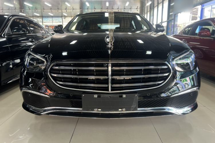 Used Mercedes-Benz E-Class 2023 Updated E 300 L Luxury Edition Exterior 3