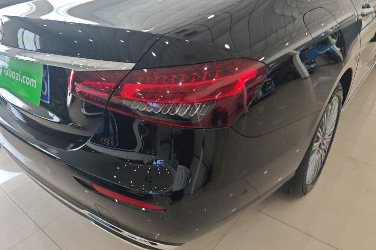 Used Mercedes-Benz E-Class 2023 Updated E 300 L Fashion Edition Exterior 3