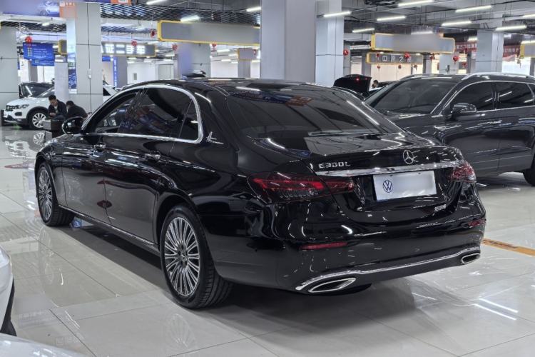 Used Mercedes-Benz E-Class 2023 E 300 L Luxury Model Exterior 3