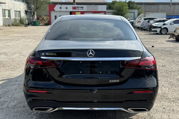 Used Mercedes-Benz E-Class 2023 E 300 L Sporty and Stylish Model Exterior 3