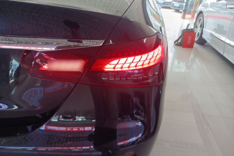 Used Mercedes-Benz E-Class 2023 Updated E 300 L Luxury Edition Exterior 3