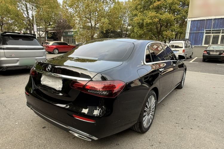 Used Mercedes-Benz E-Class 2023 E 300 L Luxury Model Exterior 4