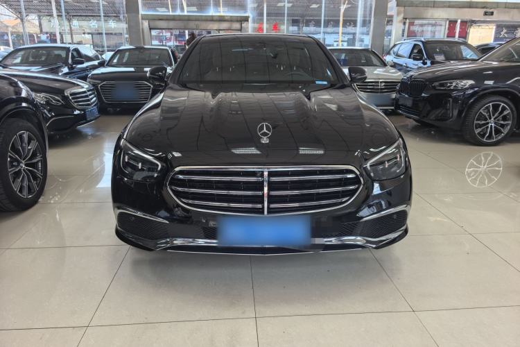 Used Mercedes-Benz E-Class 2023 E 300 L Sporty and Stylish Model Exterior 4