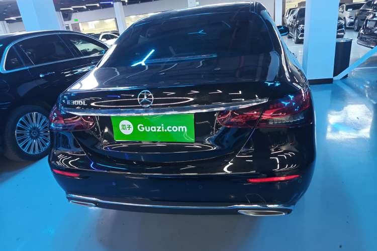 Used Mercedes-Benz E-Class 2023 Updated E 300 L Fashion Edition Exterior 4