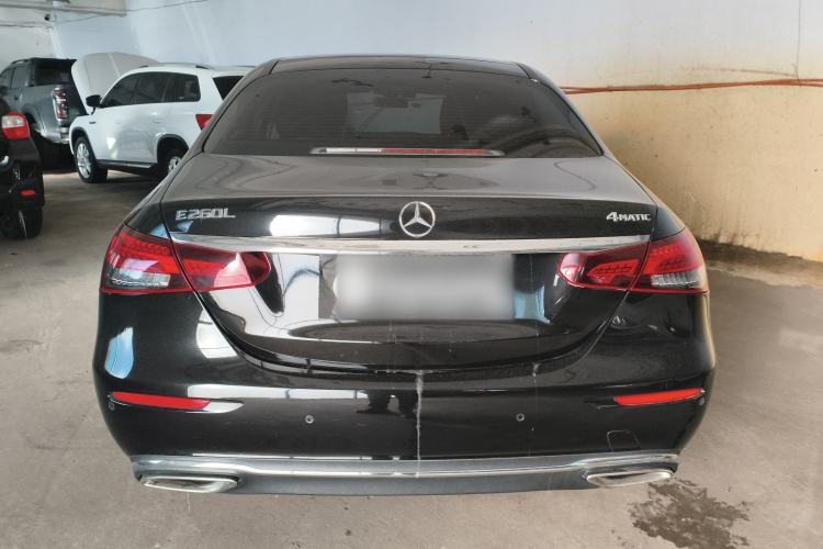 Used Mercedes-Benz E-Class 2023 E 260 L 4MATIC Exterior 4