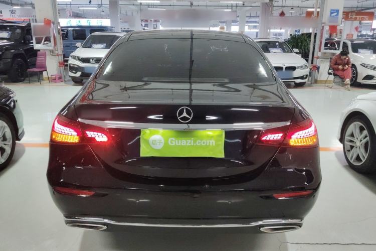 Used Mercedes-Benz E-Class 2023 E 300 L Luxury Model Exterior 4
