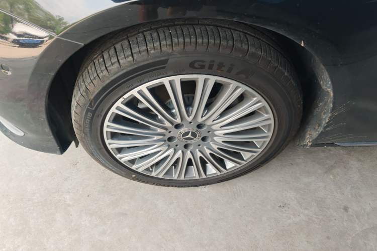 Used Mercedes-Benz E-Class 2023 E 300 L Stylish Model Exterior 4