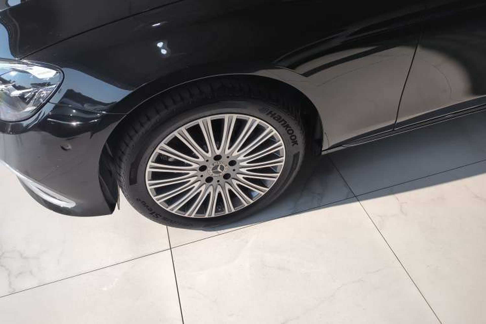 Used Mercedes-Benz E-Class 2023 Updated E 300 L Luxury Edition Exterior 4