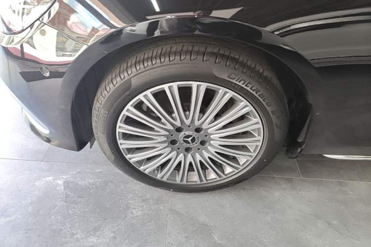 Used Mercedes-Benz E-Class 2023 Updated E 300 L Fashion Edition Exterior 4