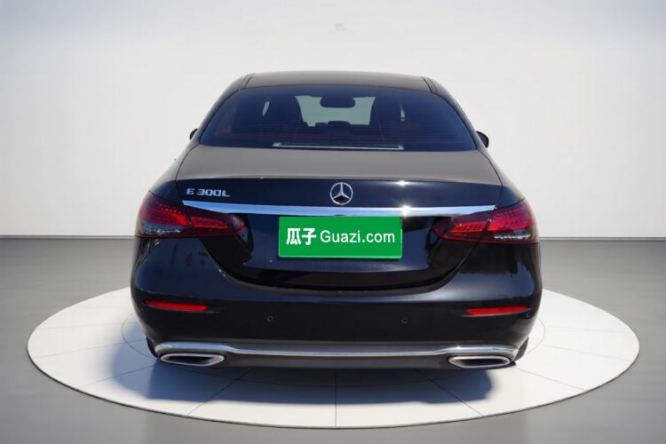 Used Mercedes-Benz E-Class 2023 Updated E 300 L Luxury Edition Exterior 4