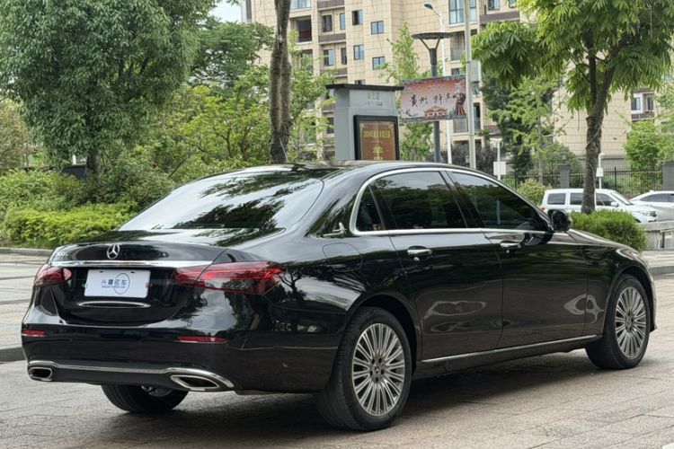 Used Mercedes-Benz E-Class 2023 Updated E 300 L Fashion Edition Exterior 5