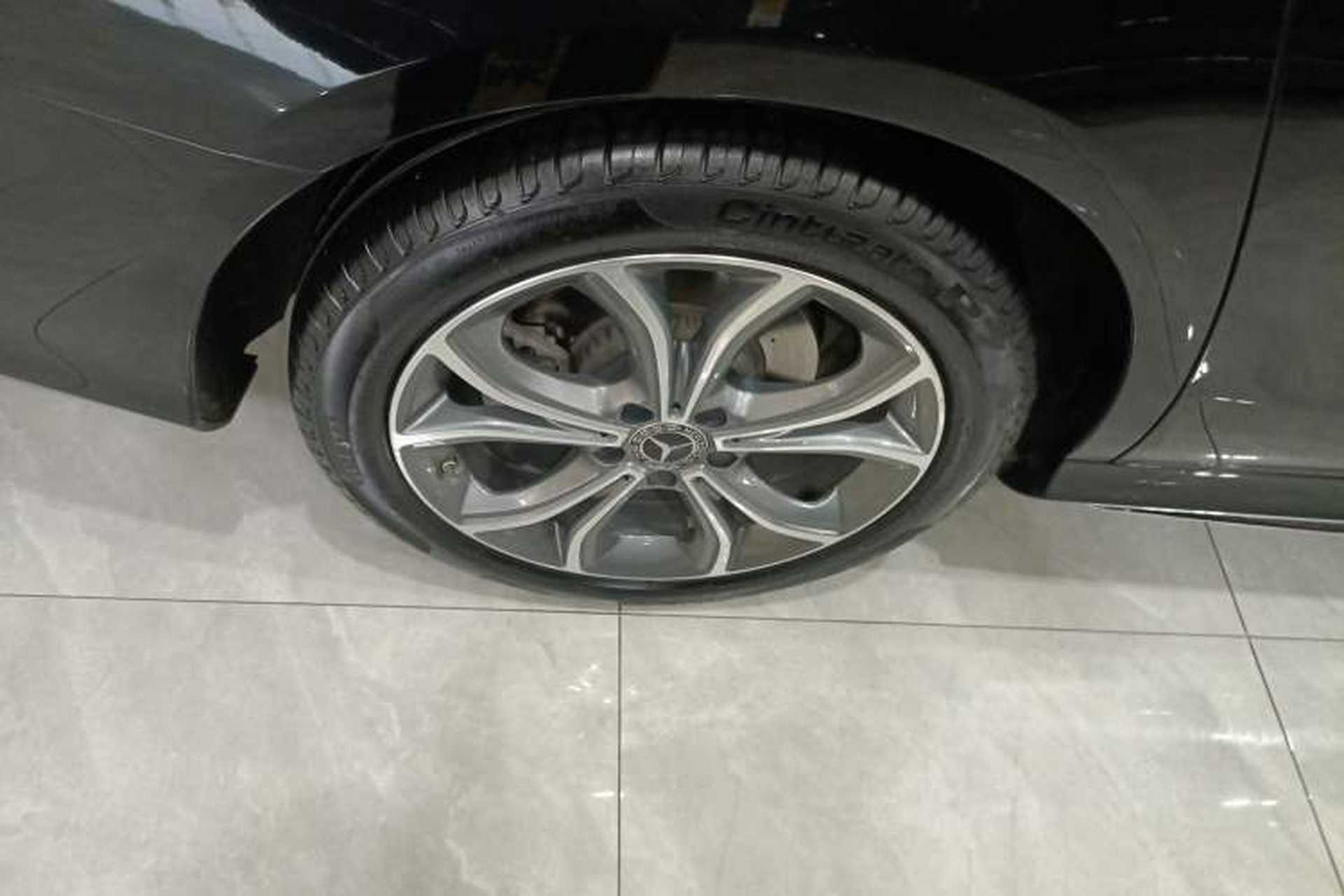 Used Mercedes-Benz E-Class 2023 Restyled E 300 L Sporty and Stylish Edition Exterior 5