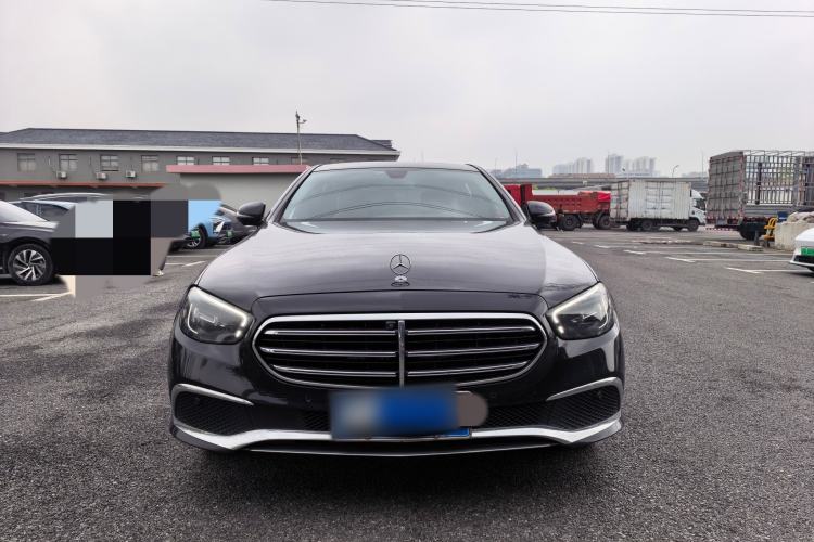 Used Mercedes-Benz E-Class 2023 Updated E 300 L Fashion Edition Exterior 5