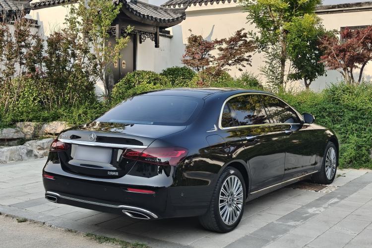 Used Mercedes-Benz E-Class 2023 Updated E 300 L Luxury Edition Exterior 5