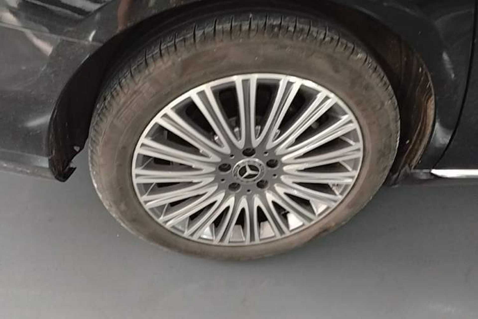 Used Mercedes-Benz E-Class 2023 Updated E 300 L Fashion Edition Exterior 5