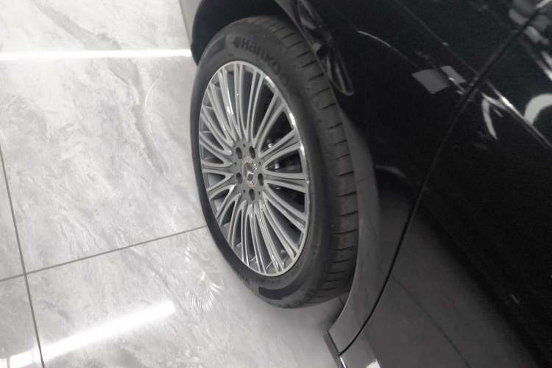 Used Mercedes-Benz E-Class 2023 Updated E 300 L Fashion Edition Exterior 5