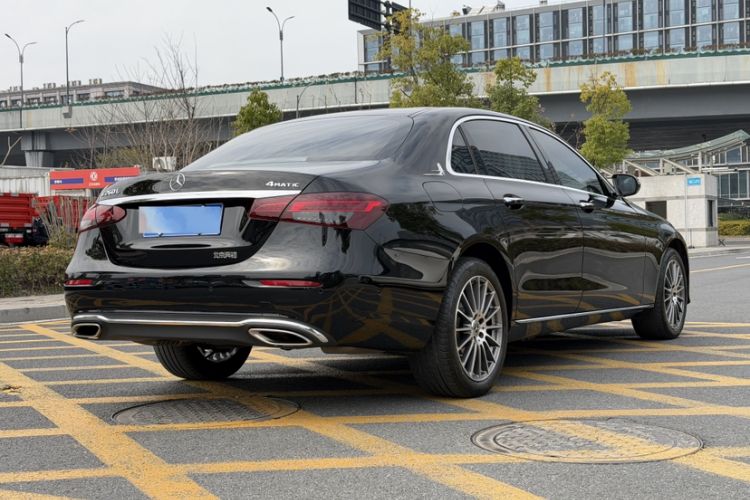 Used Mercedes-Benz E-Class 2023 Facelift E 260 L Exterior 5