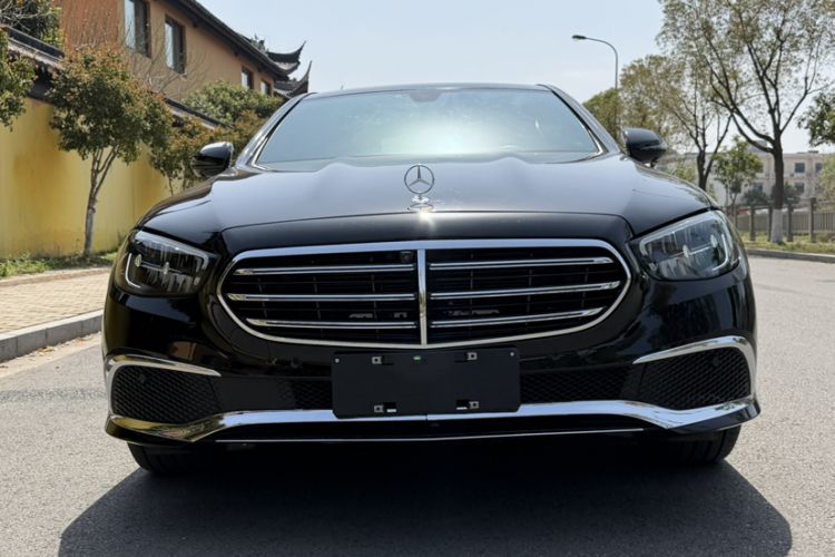 Used Mercedes-Benz E-Class 2023 E 300 L Sporty and Stylish Model Exterior 5