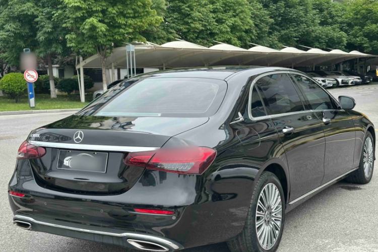Used Mercedes-Benz E-Class 2023 Updated E 300 L Fashion Edition Exterior 5