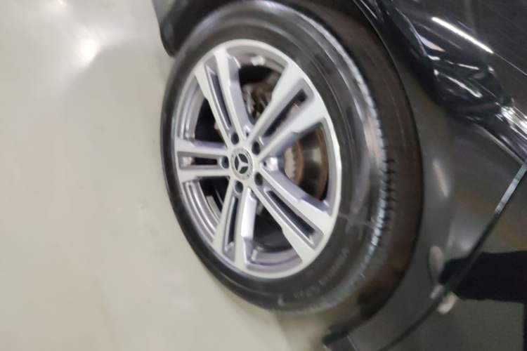 Used Mercedes-Benz E-Class 2023 E 260 L Sport Edition Exterior 5