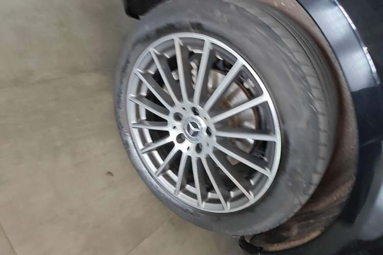 Used Mercedes-Benz E-Class 2023 E 260 L Exterior 5