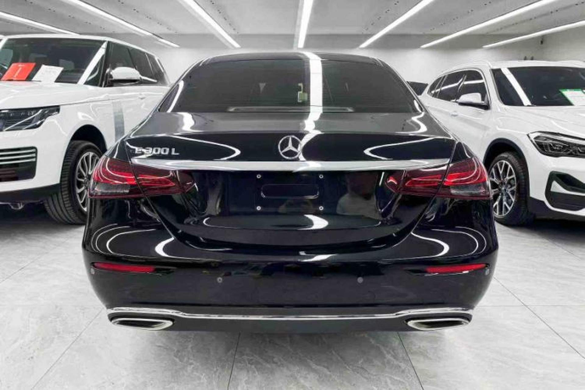 Used Mercedes-Benz E-Class 2023 E 300 L Luxury Model Exterior 5