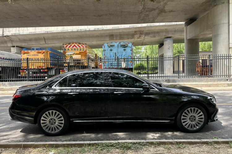 Used Mercedes-Benz E-Class 2023 Updated E 300 L Fashion Edition Exterior 5