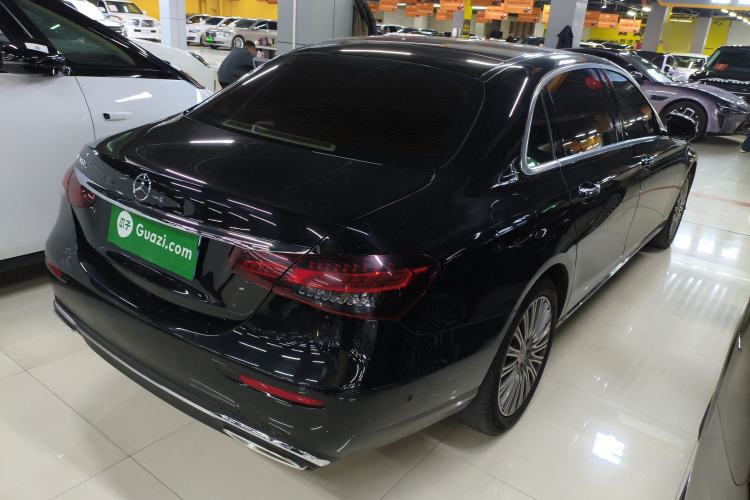 Used Mercedes-Benz E-Class 2023 Updated E 300 L Luxury Edition Exterior 5