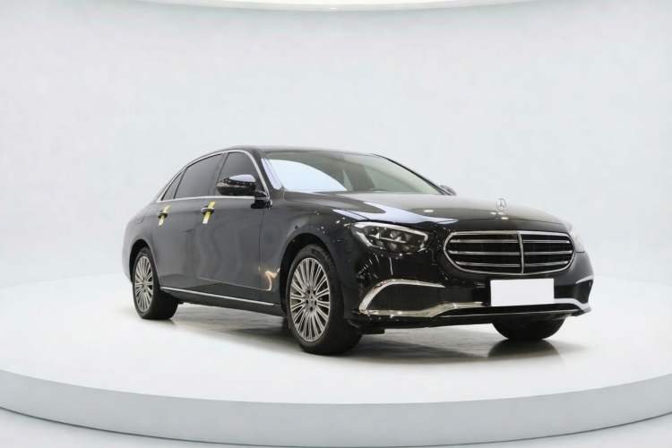 Used Mercedes-Benz E-Class 2023 Updated E 300 L Fashion Edition Exterior 6