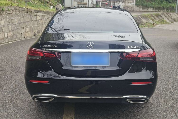 Used Mercedes-Benz E-Class 2023 Updated E 300 L Luxury Edition Exterior 6