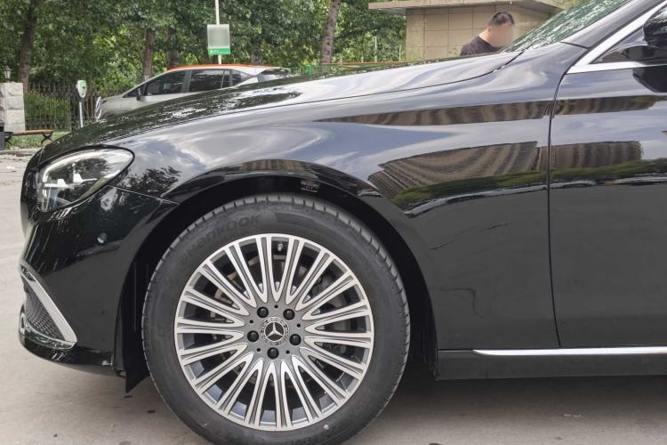 Used Mercedes-Benz E-Class 2023 Updated E 300 L Fashion Edition Exterior 6