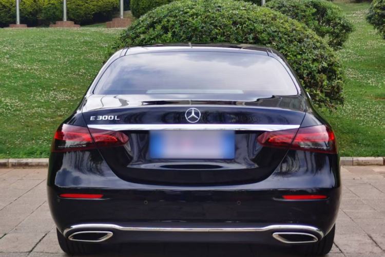 Used Mercedes-Benz E-Class 2023 Updated E 300 L Fashion Edition Exterior 6