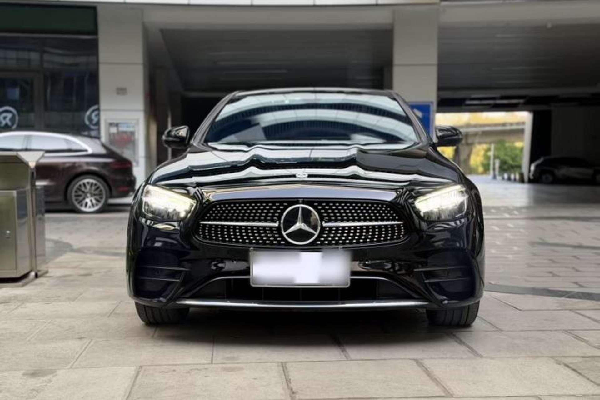 Used Mercedes-Benz E-Class 2023 Restyled E 300 L Sporty and Stylish Edition Exterior 6