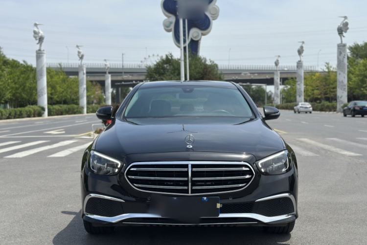 Used Mercedes-Benz E-Class 2023 E 260 L Exterior 6