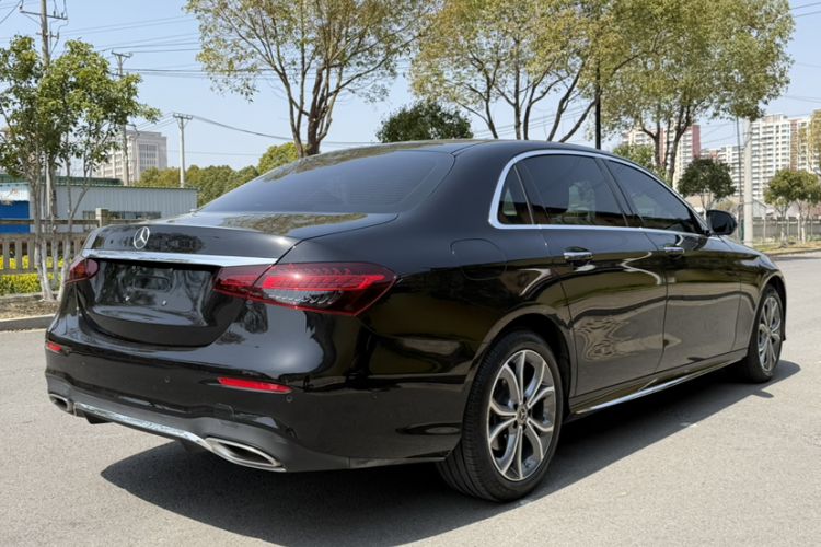 Used Mercedes-Benz E-Class 2023 E 300 L Sporty and Stylish Model Exterior 6