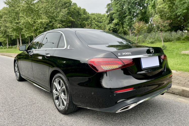 Used Mercedes-Benz E-Class 2023 Restyled E 300 L Sporty and Stylish Edition Exterior 6