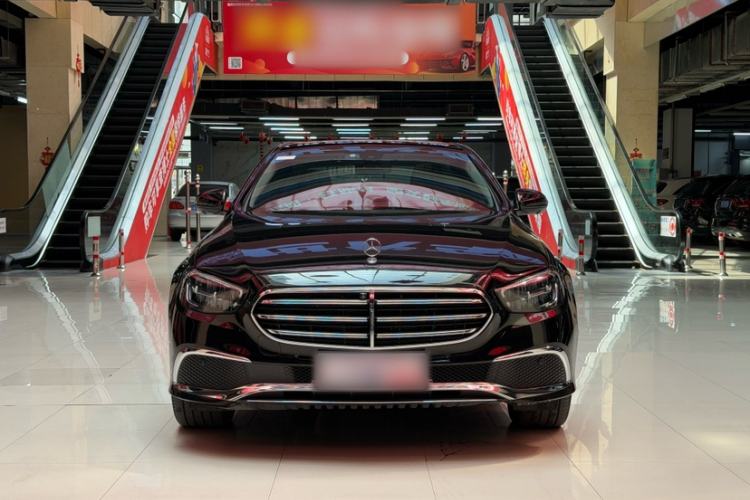 Used Mercedes-Benz E-Class 2023 Updated E 300 L Luxury Edition Exterior 6