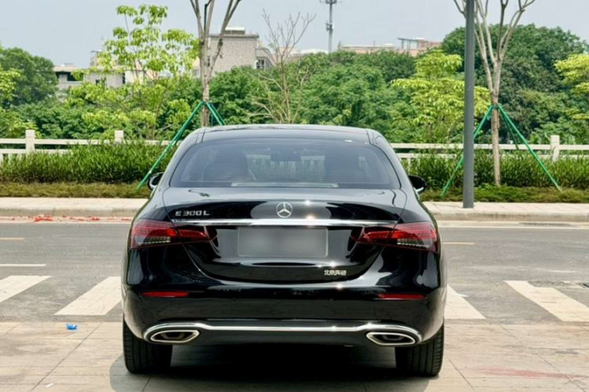 Used Mercedes-Benz E-Class 2023 Updated E 300 L Fashion Edition Exterior 6