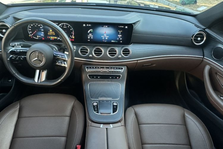 Used Mercedes-Benz E-Class 2023 Restyled E 300 L Sporty and Stylish Edition Exterior 6