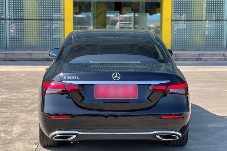Used Mercedes-Benz E-Class 2023 Updated E 300 L Luxury Edition Exterior 6