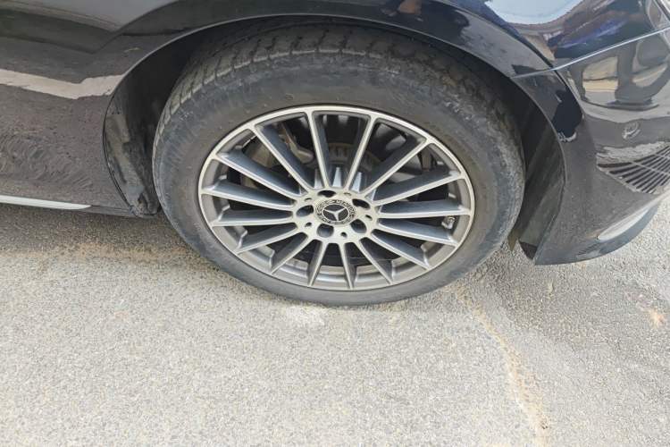 Used Mercedes-Benz E-Class 2023 E 260 L Exterior 7