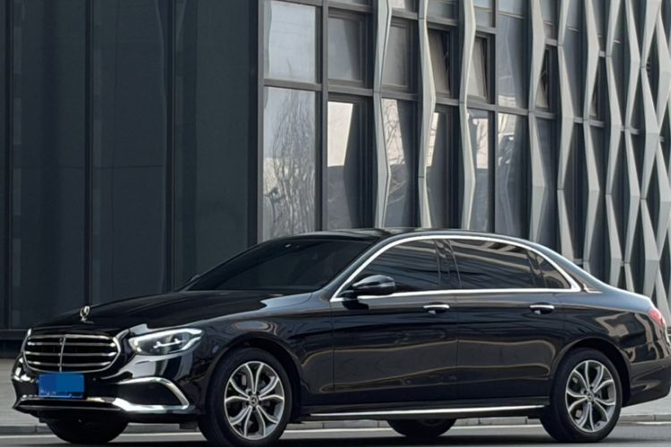 Used Mercedes-Benz E-Class 2023 E 300 L Sporty and Stylish Model Exterior 7