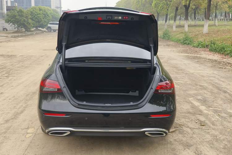 Used Mercedes-Benz E-Class 2023 E 300 L Stylish Model Exterior 7