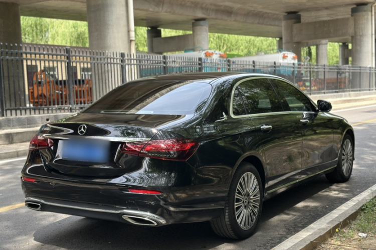Used Mercedes-Benz E-Class 2023 Updated E 300 L Fashion Edition Exterior 7