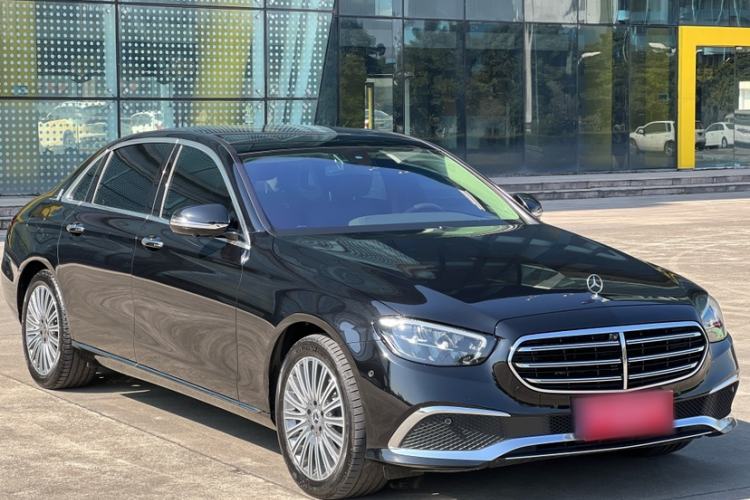 Used Mercedes-Benz E-Class 2023 Updated E 300 L Luxury Edition Exterior 7