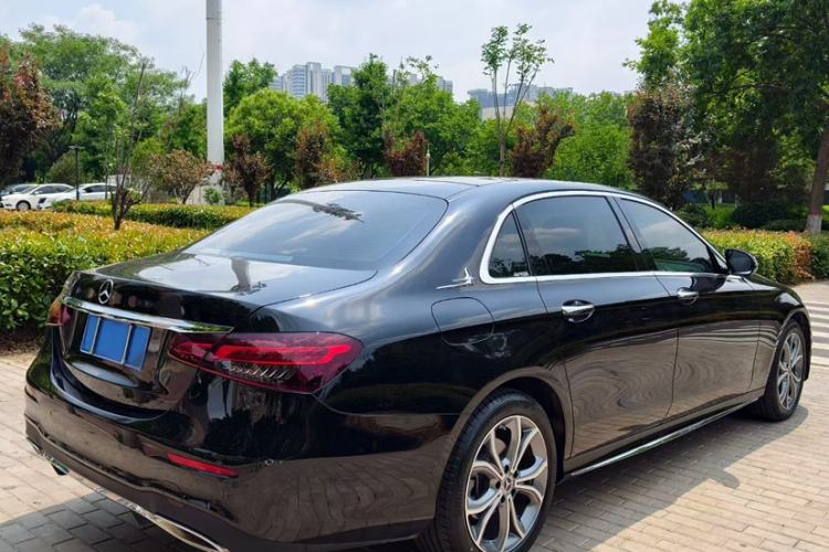 Used Mercedes-Benz E-Class 2023 Restyled E 300 L Sporty and Stylish Edition Exterior 7